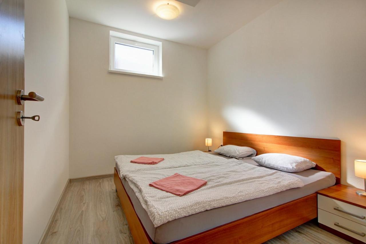 Apartments Novy Zivot Bagian luar foto