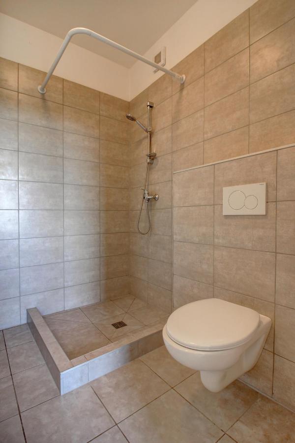 Apartments Novy Zivot Bagian luar foto