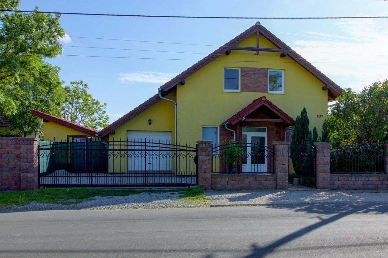 Apartments Novy Zivot Bagian luar foto